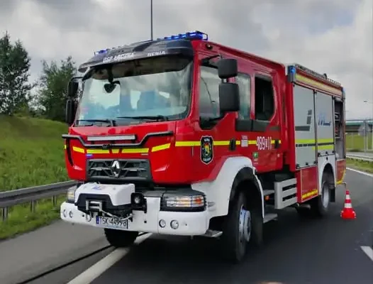 Wypadek na trasie S7 w Zaleziance – zadysponowano służby ratunkowe