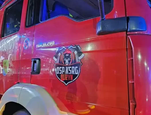 Pożar budynku przy ul. Obuwniczej w Skarżysku-Kamiennej – interwencja OSP Bliżyn
