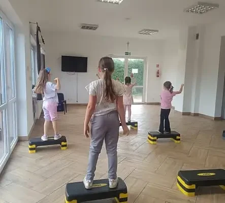 Zumba dla dzieci w świetlicy w Świerczku – zajęcia w każdy poniedziałek