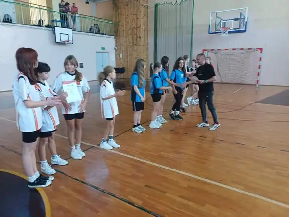 Skarżysko-Kamienna: SP3 z drugim miejscem w mini koszykówce 3×3
